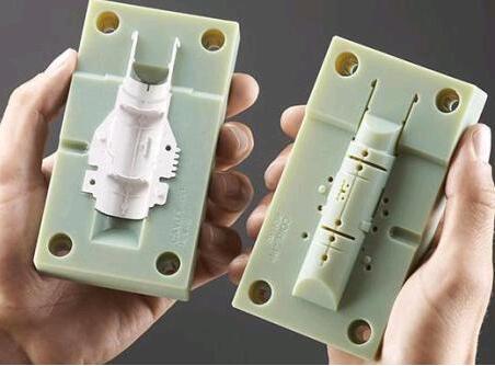 淺析工業(yè)級(jí)3D打印機(jī)在模具制造方面的優(yōu)勢